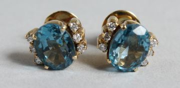 A PAIR OF 18CT WHITE GOLD, SAPPHIRE AND DIAMOND STUD EARRINGS.