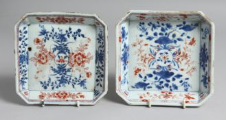 A NEAR-PAIR OF JAPANESE IMARI PORCELAIN SQUARE-FORM DISHES decorated with floral sprays. One 15cm