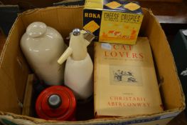 Miscellaneous collectables.