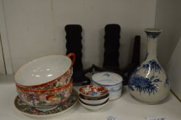 A small group of oriental china.