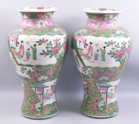 A LARGE PAIR OF CHINESE FAMILLE ROSE / VERTE PORCELAIN VASES, painted with panels of female