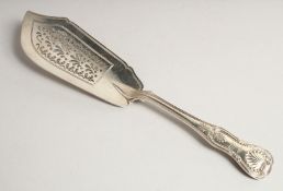 A WILLIAM IV SILVER KINGS PATTERN FISH SLICE. London 1837, maker, W. W.