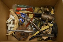 Miscellaneous collectables.