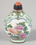 A SMALL CHINESE ENAMELLED COPPER SNUFF BOTTLE AND STOPPER decorated with a panel to each side with