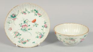 A CHINESE FAMILLE ROSE RIBBED PORCELAIN BOWL AND SAUCER DISH, each painted with crickets and
