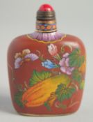 A CHINESE LACQUER SNUFF BOTTLE with flowers. 7cm