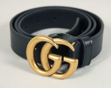 A GUCCI LEATHER BELT