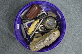 Miscellaneous collectables.