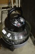 A Salter air fryer.