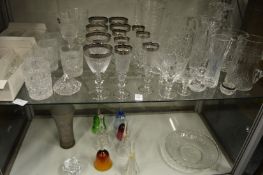 A quantity of glassware.