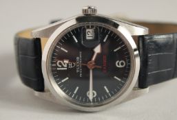 A GENTLEMAN'S TUDOR OYSTER WRISTWATCH with leather strap.