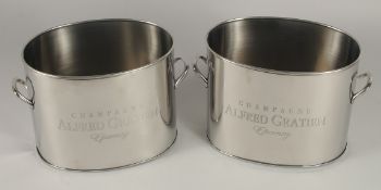 A PAIR OF ALFRED GRATIEN OVAL CHAMPAGNE COOLERS. 9ins diameter.