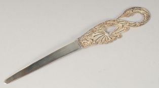 A SILVER AND FILIGREE SILVER PAPER KNIFE with swan's head. 7.5ins long in a blue velvet box.