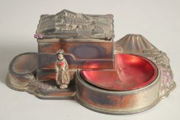 A CHINESE METAL BOX AND TRAY GROUP, the lidded box fitted with musical mechanism, 21cm wide.