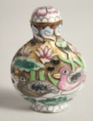 A CHINESE CLOISONNE SNUFF BOTTLE AND SPOON, 6.5cm high.