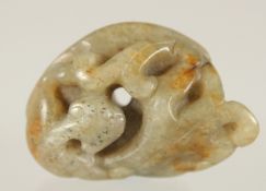 A CHINESE CARVED JADE CHILONG, 4.5cm.