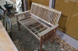 A garden bench (faults).