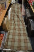 A pair of quantity of good quality check curtains. Approx measurements for a single curtain: Drop