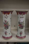 A pair of Samson of Paris vases.
