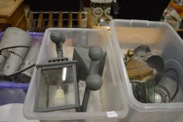 A quantity of exterior light fittings.