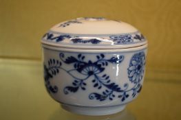 A Meissen bowl and cover.