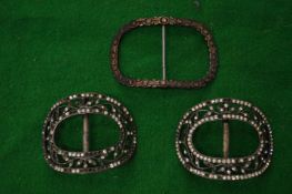 Three steel buckles.