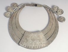 A LARGE TIBETAN WHITE METAL NECKLACE, 31cm x 25.5cm.