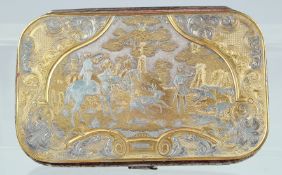 AN 18TH CENTURY FRENCH GILT PURSE the top with a hunting scene 