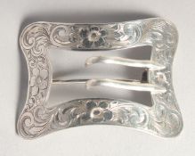 AN ENGRAVED SILVER BUCKLE BROOCH.