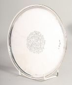 A RARE QUEEN ANNE SILVER CIRCULAR TAZZA by THOMAS PARR, LONDON, 1708. 8.75ins diameter.