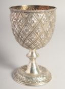 A VICTORIAN SILVER GOBLET. London 1865, maker: R. H.
