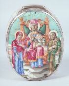 AN OVAL SILVER BOX the lid with a Russian scene. 5ins x 3ins x 2.5ins, London, 1904.