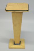 AN ART DECO STYLE BIRCH WOOD PEDESTAL STAND. 2ft 7ins high x 2ft 3.5ins wide.