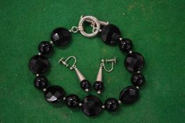 A decorative necklace.