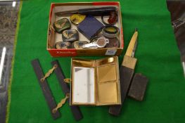 Miscellaneous collectables.