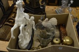 Miscellaneous collectables.