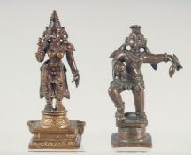 TWO EARLY INDIAN BRONZE FIGURES, 11.5cm and 10cm, (2).