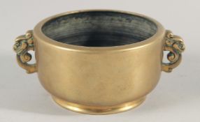 A CHINESE BRONZE TWIN HANDLE CENSER, the handles formed as chilong, censer with six-character mark