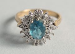 A 9CT GOLD CLUSTER RING.