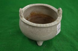 A good small Chinese crackle glaze sensor.