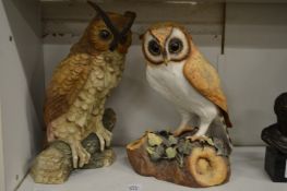 A Royal Crown Derby model of a barn owl and another model of a owl.