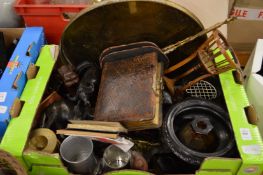 Miscellaneous collectables.