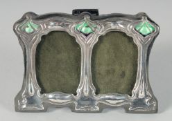 A SMALL SILVER DOUBLE PHOTOGRAPH FRAME.