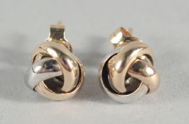 A PAIR OF 9 CT GOLD 