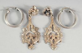 TWO PAIRS OF SILVER EARRINGS