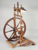AN OTTOMAN CIKRIK / SPINNING WHEEL FOR WOOL, 87cm high.