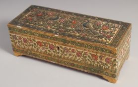 A VERY FINE 18TH/19TH CENTURY MUGHAL INDIAN LACQUERED WOODEN BOX, with hinged lid decorated with