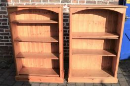 2 modern pine bookcases Ht 138cm L 92cm
