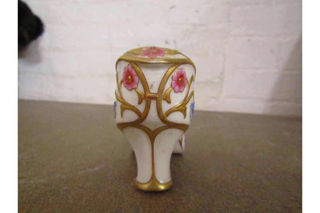 Collection of ceramic boots & 3 Beswick Siamese cats (some damage) - Image 12 of 12