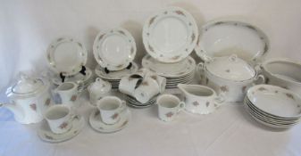 Seltmann Weidenn West Germany 'Julia' part dinner service with 2 tureens (1 missing lid), a